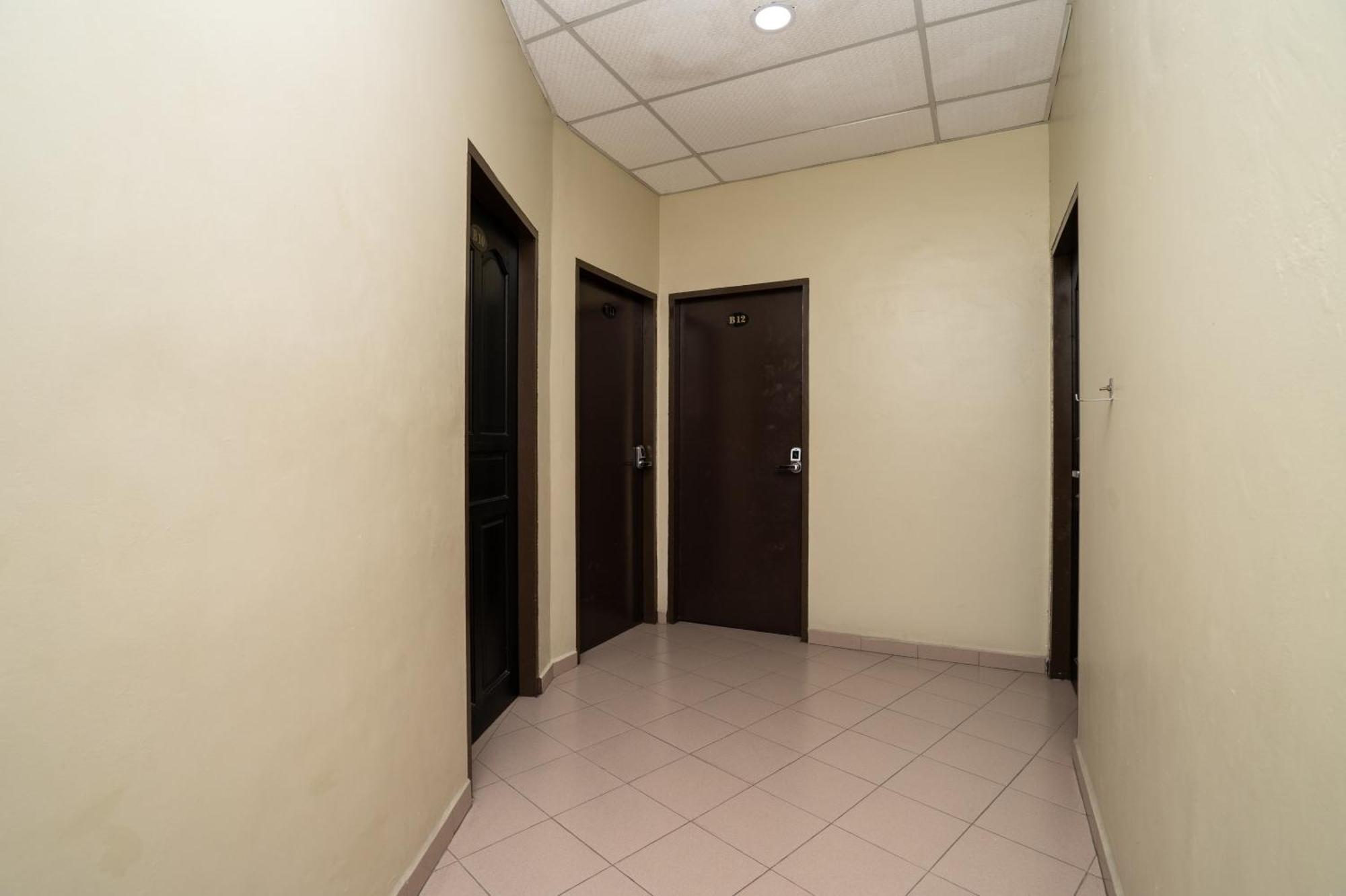De Clinique Hotel Kampong Pasir Bogak Exterior photo